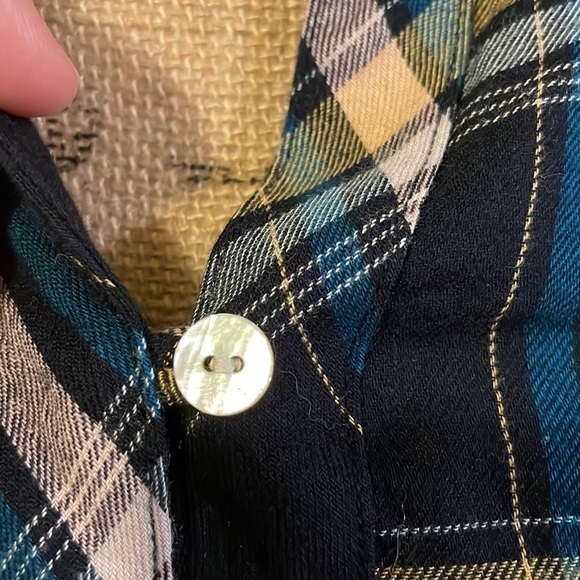 j.Jill Button Down Shirt EUC - Picture 3 of 9